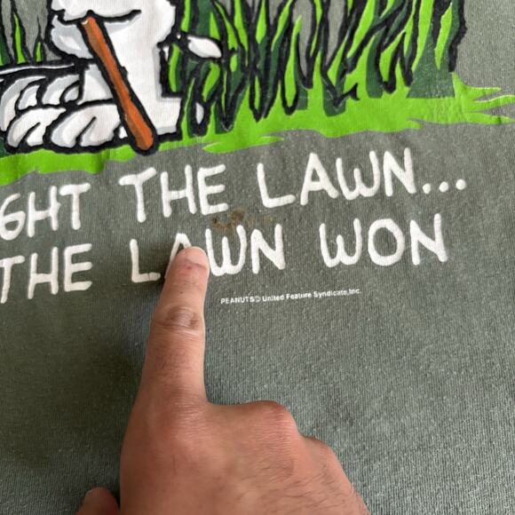 Vintage Snoopy Peanuts T-Shirt Size L Single Stitch Cartoon I Fought The Lawn - Picture 3 of 6